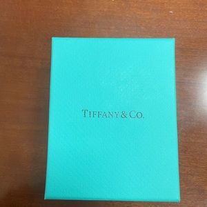 Tiffany Flower Outline Bracelet